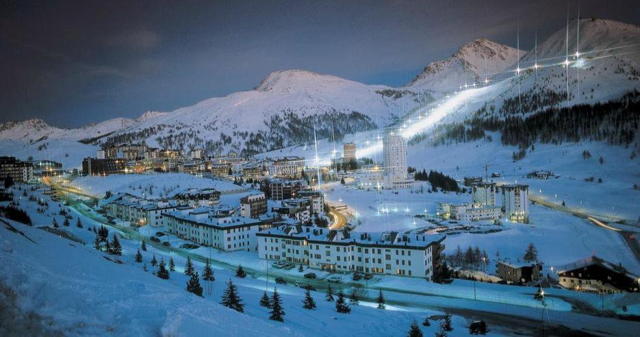 Attico Villaggio Olimpico Colle Sestriere Zewnętrze zdjęcie